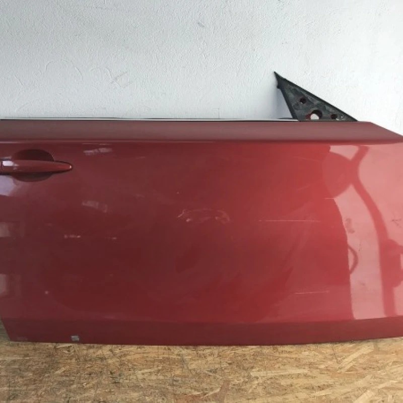 Usa dreapta fata / BMW Seria 1 E82 2010 / Caroserie, oglinzi si faruri
