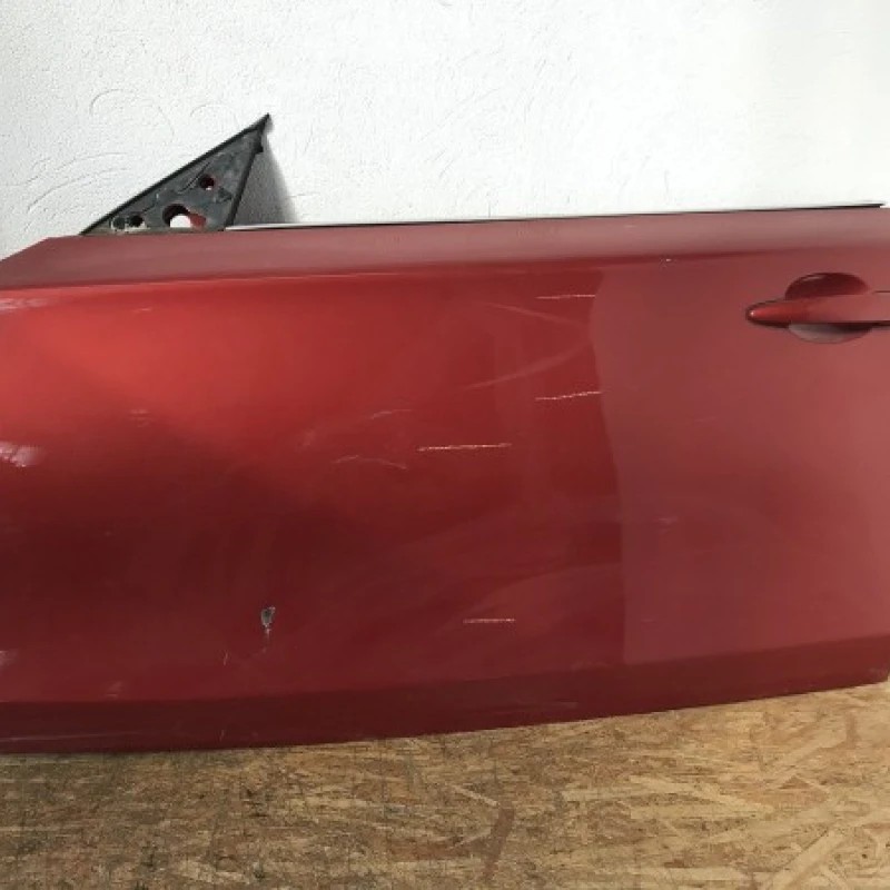 Usa stanga fata BMW Seria 1 E82 2010