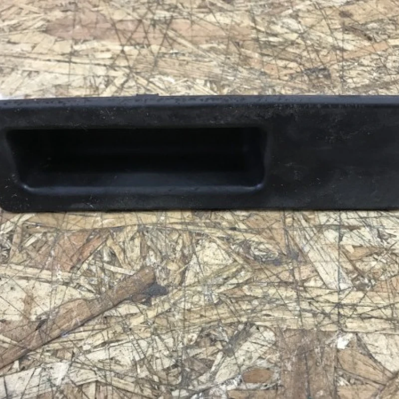 Buton deschidere haion BMW 