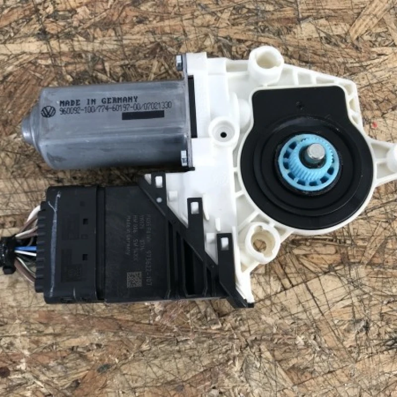Modul confort dreapta spate Volkswagen 
