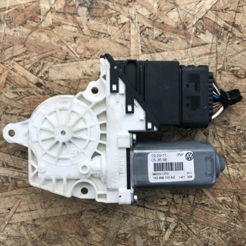 Modul confort usa stanga spate Volkswagen 