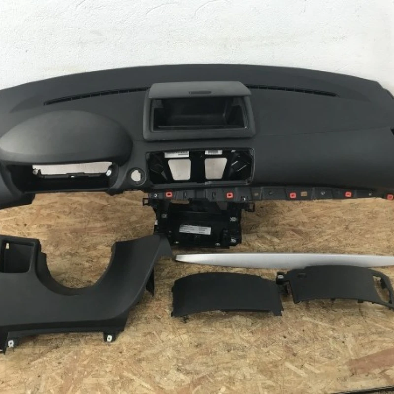 Plansa bord BMW 