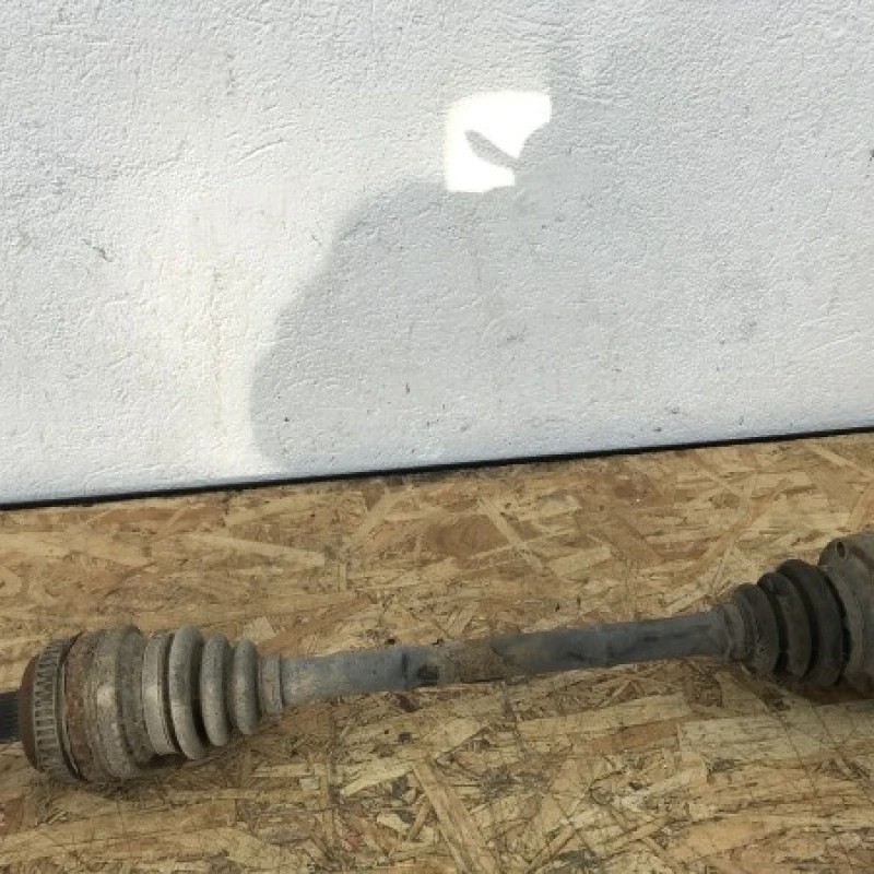Planetara stanga spate BMW Seria 1 E82 2010