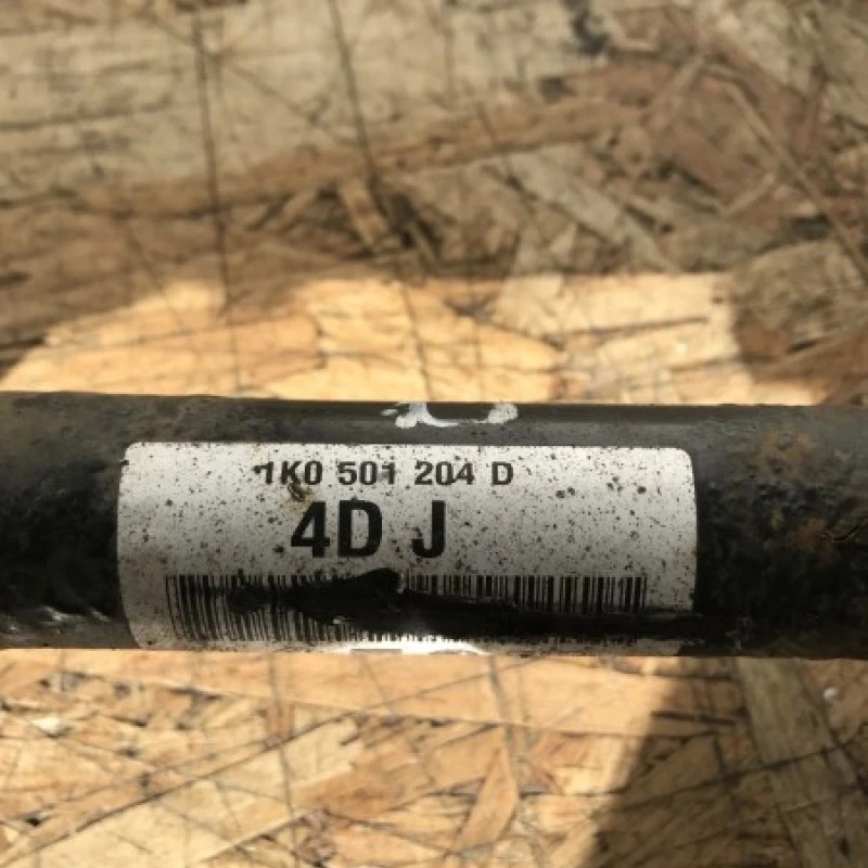 Planetara dreapta spate / Volkswagen Passat B6 2010 / Directie si suspensie