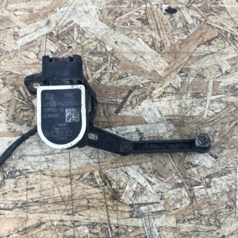 Senzor nivel xenon / BMW Seria 5 F11 2012 / Audio si electronice