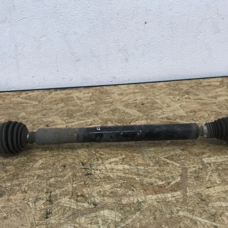 Planetara dreapta fata / Volkswagen Passat B6 2006 / Directie si suspensie