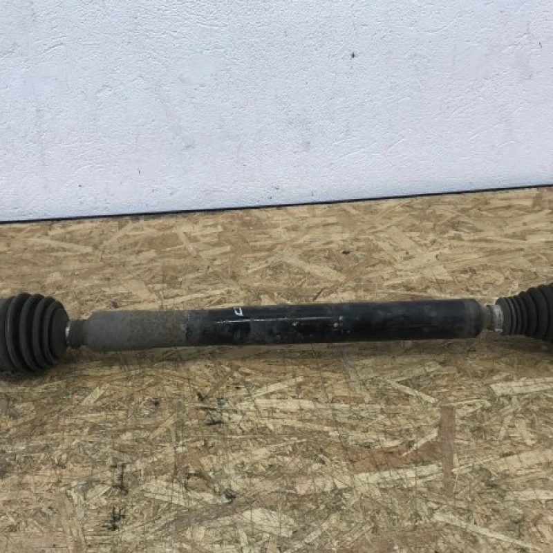 Planetara dreapta fata / Volkswagen Passat B6 2006 / Directie si suspensie
