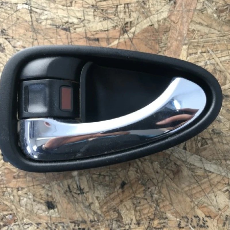 Maner usa stanga fata Toyota Avensis T27 2010