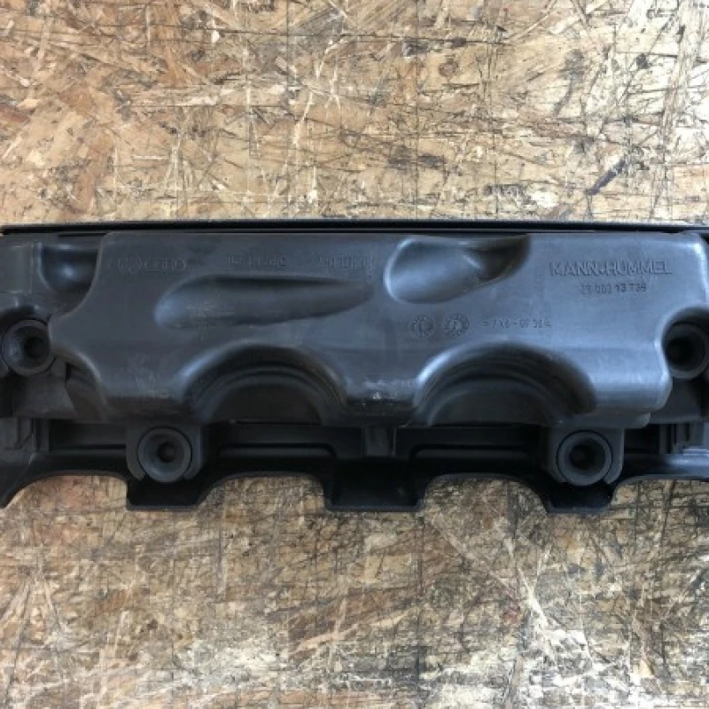 Capac motor / Volkswagen Passat B6 2006 / Motor, racire si evacuare