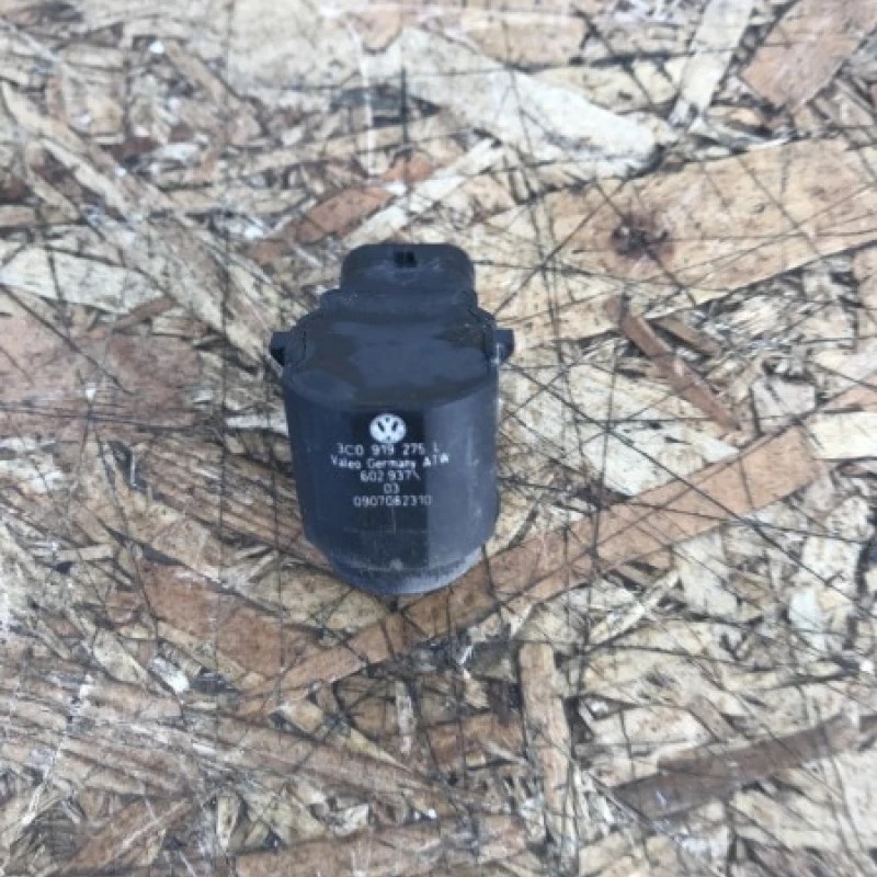 Senzor parcare / Volkswagen Passat B6 2006 / Audio si electronice
