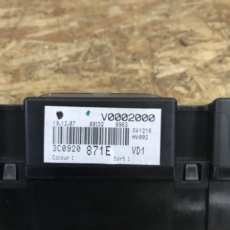 Ceas bord / Volkswagen Passat B6 2008 / Interior