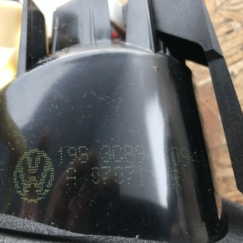 Stop dreapta haion / Volkswagen Passat CC 2012 / Caroserie, oglinzi si faruri