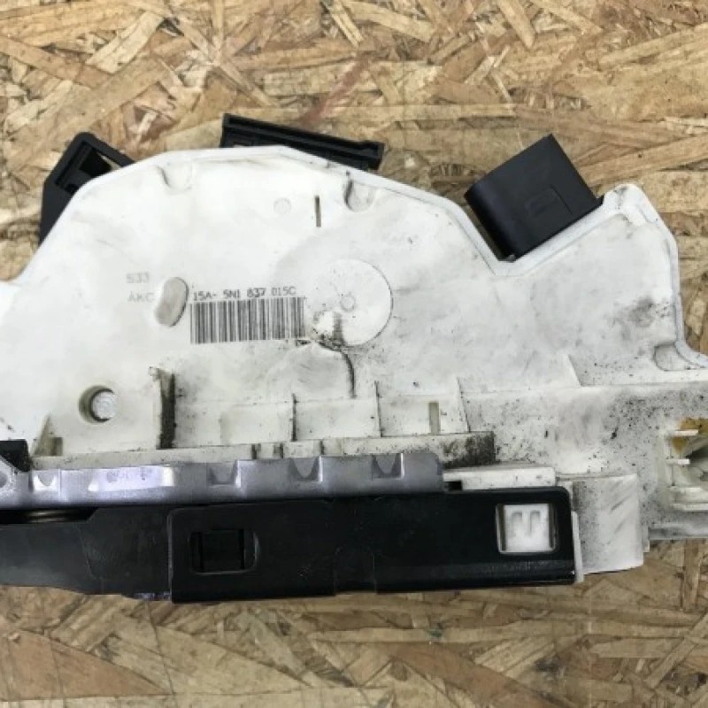 Iala broasca usa stanga fata / Volkswagen Passat CC 2012 / Caroserie, oglinzi si faruri