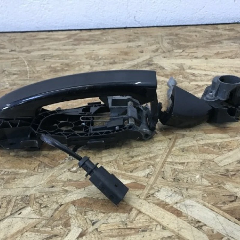 Maner usa stanga fata Volkswagen 
