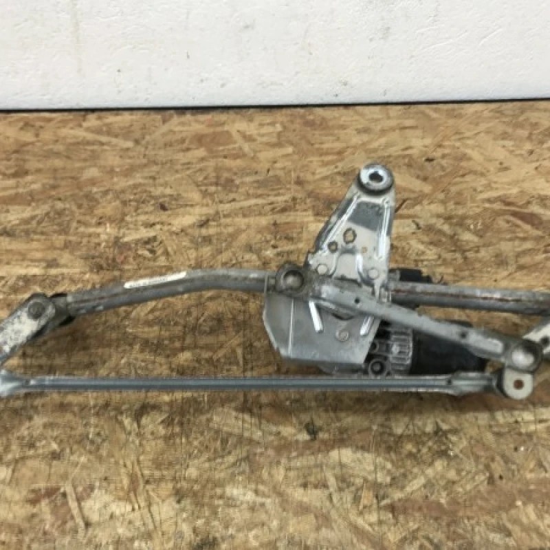 Ansamblu stergatoare cu motoras Volkswagen Passat B6 2008