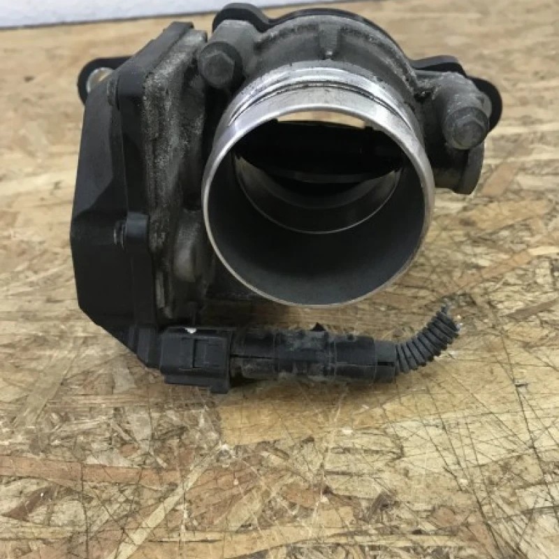 Clapeta acceleratie / Ford Mondeo MK4 2012 / Motor, racire si evacuare