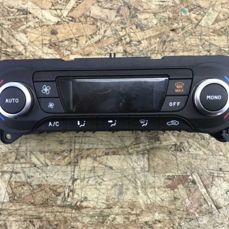 Panou climatronic / Ford Mondeo MK4 2012 / Interior