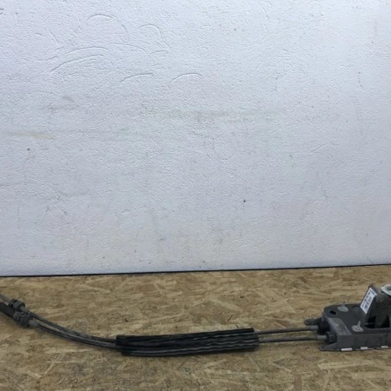 Timonerie / Volkswagen Passat B6 2010 / Cutie viteze, ambreiaj, transmisie