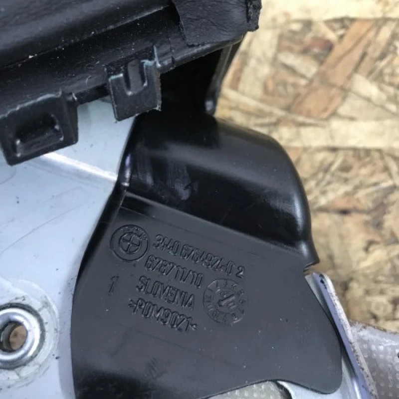 Maneta frana de mana / BMW Seria 1 E82 2010 / Interior
