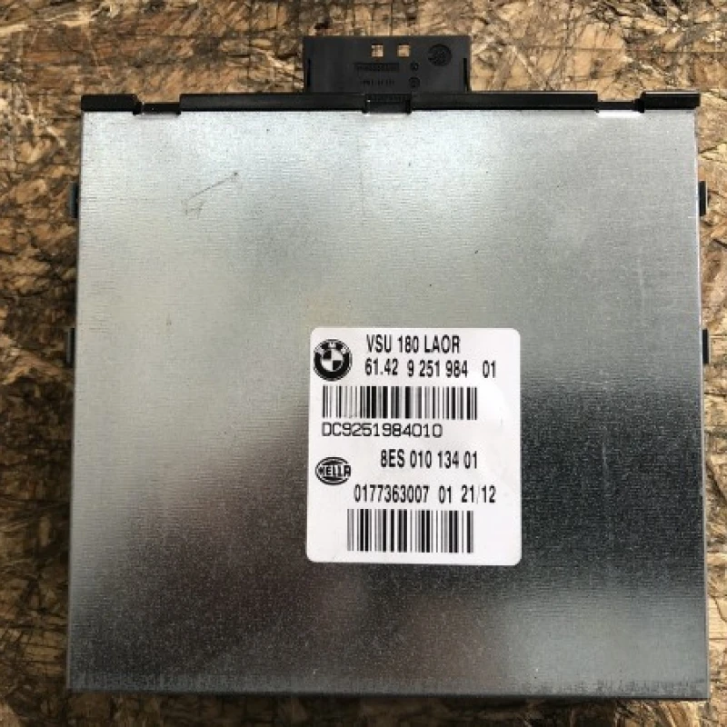 Modul stabilizator tensiune / BMW Seria 5 F11 2012 / Audio si electronice