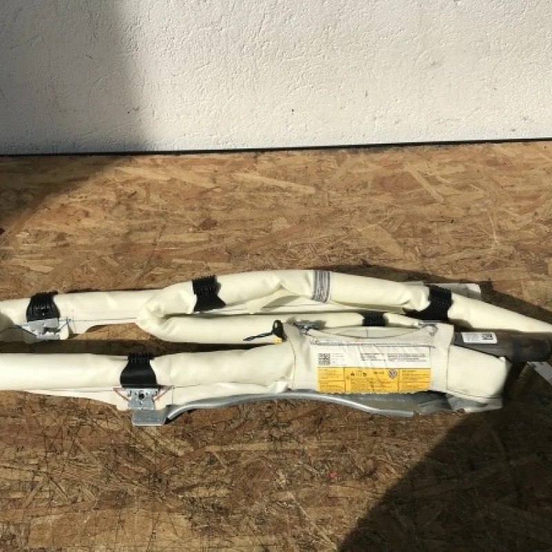 Airbag cortina dreapta / Volkswagen Golf MK6 2011 / Interior