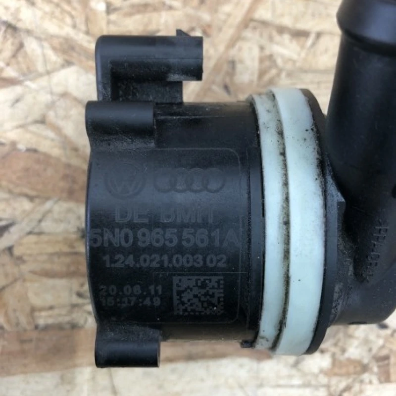 Pompa recirculare apa / Audi Q5 8R 2012 / Jante si roti