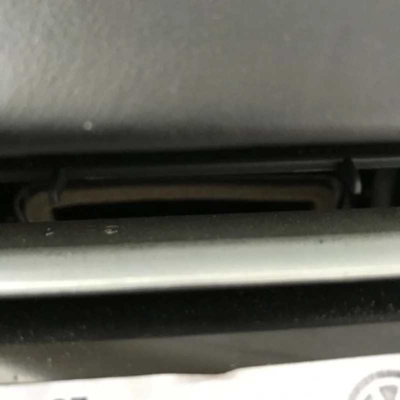 Cotiera / Volkswagen Passat B7 Alltrack 2014 / Interior