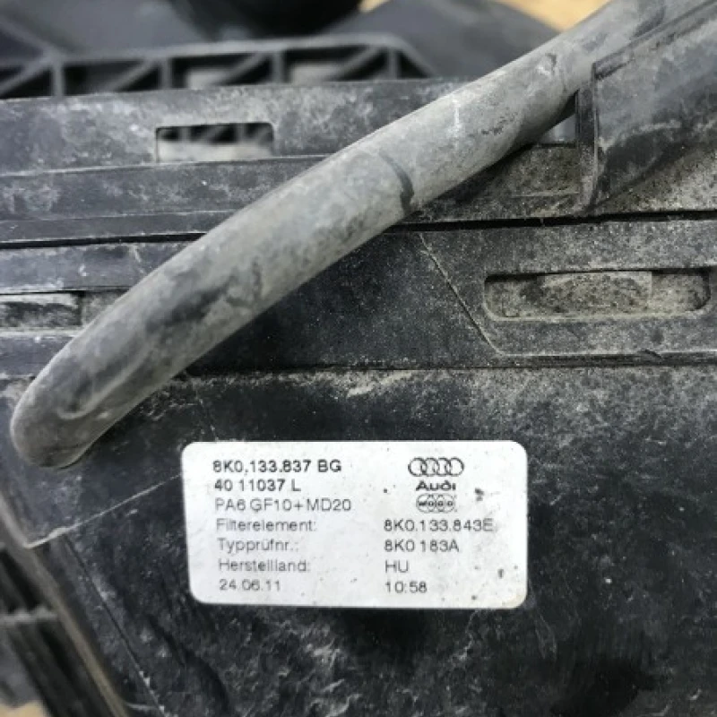 Carcasa filtru aer / Audi Q5 8R 2012 / Motor, racire si evacuare