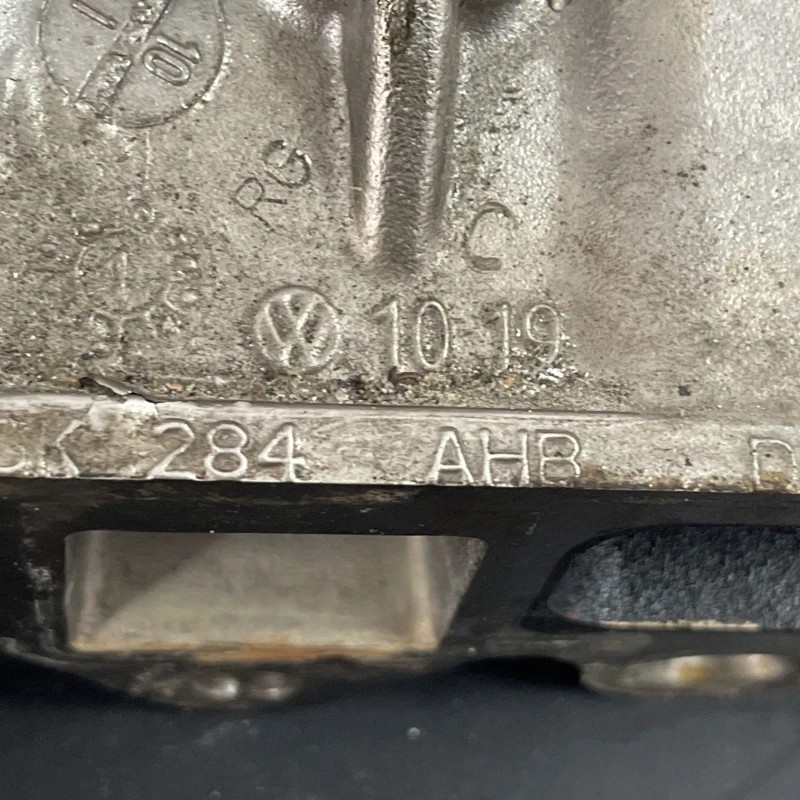 Rampa injectoare cu senzor / Skoda Octavia 2 1Z 2012 / Motor, racire si evacuare