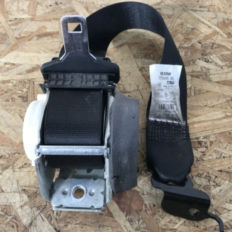 Centura siguranta stanga spate BMW 