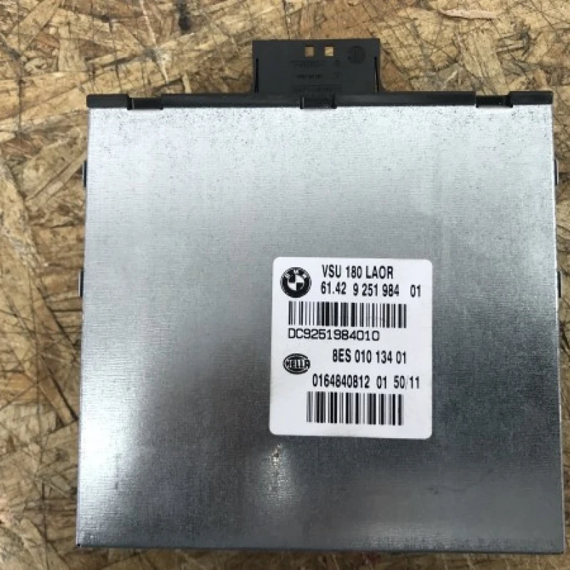Modul stabilizator tensiune / BMW X3 F25 2012 / Audio si electronice