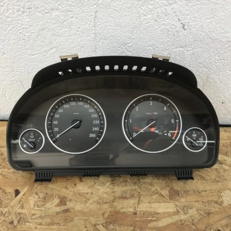 Ceas bord BMW 