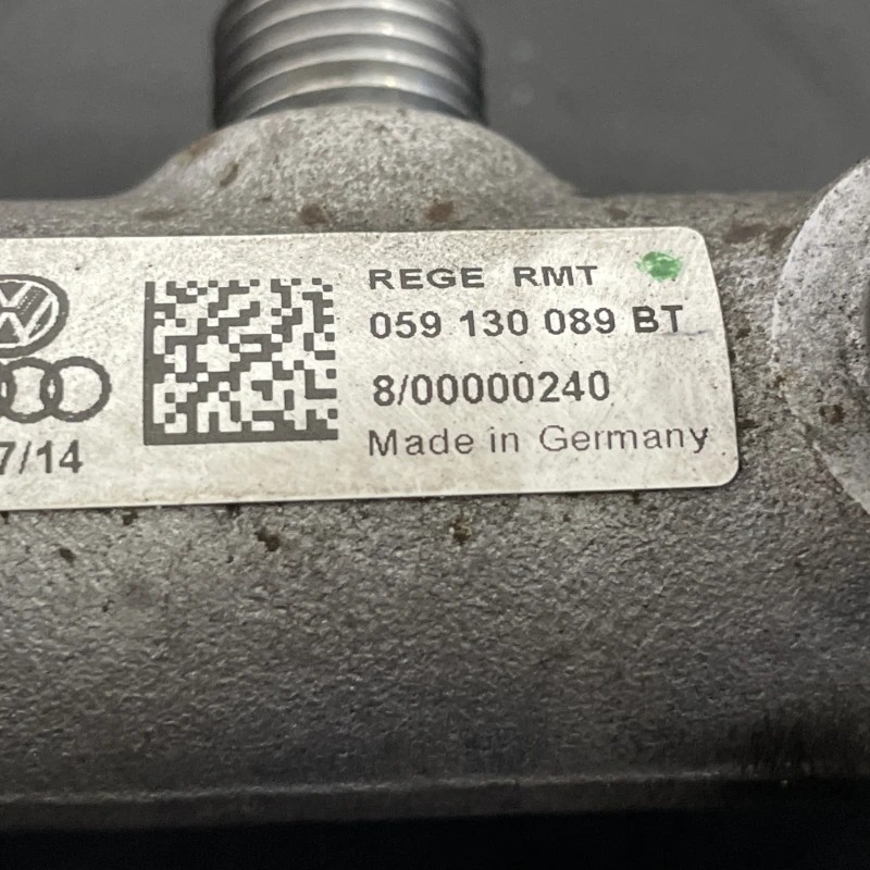 Rampa injectoare cu senzor / Audi A6 C7 2014 / Motor, racire si evacuare