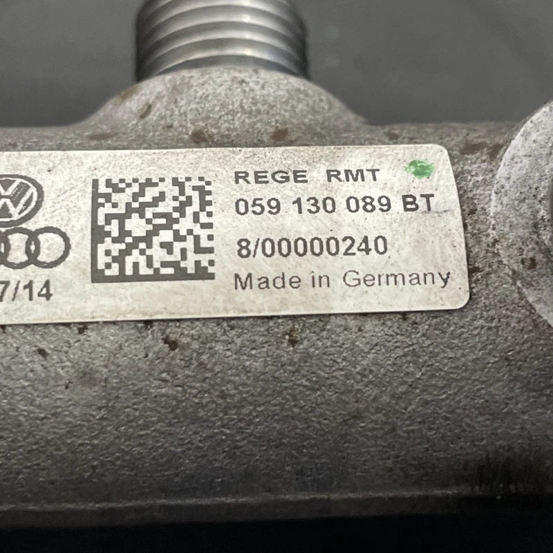 Rampa injectoare cu senzor / Audi A6 C7 2014 / Motor, racire si evacuare