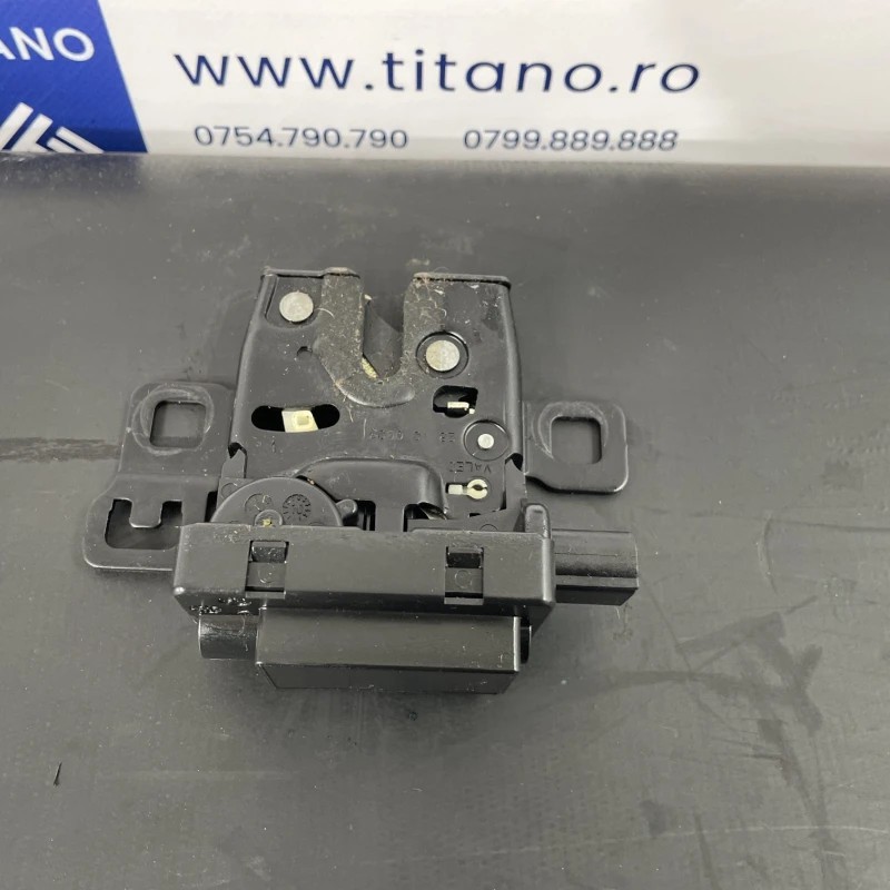 Iala broasca luneta / Land Rover Range Rover Sport Range Rover Sport 2011 / Caroserie, oglinzi si faruri