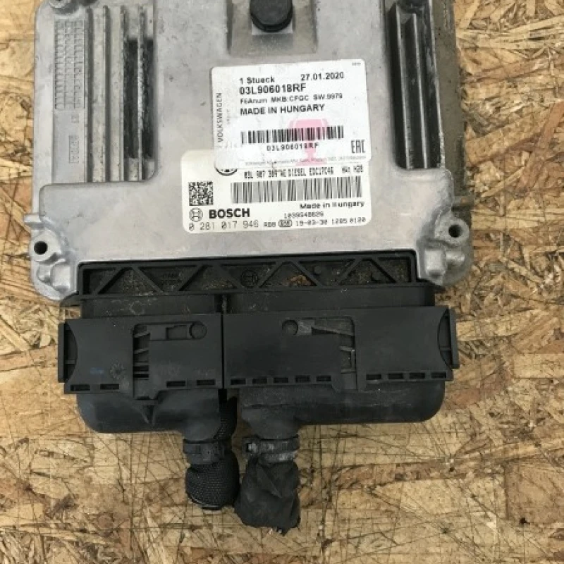 Calculator motor ECU Volkswagen 