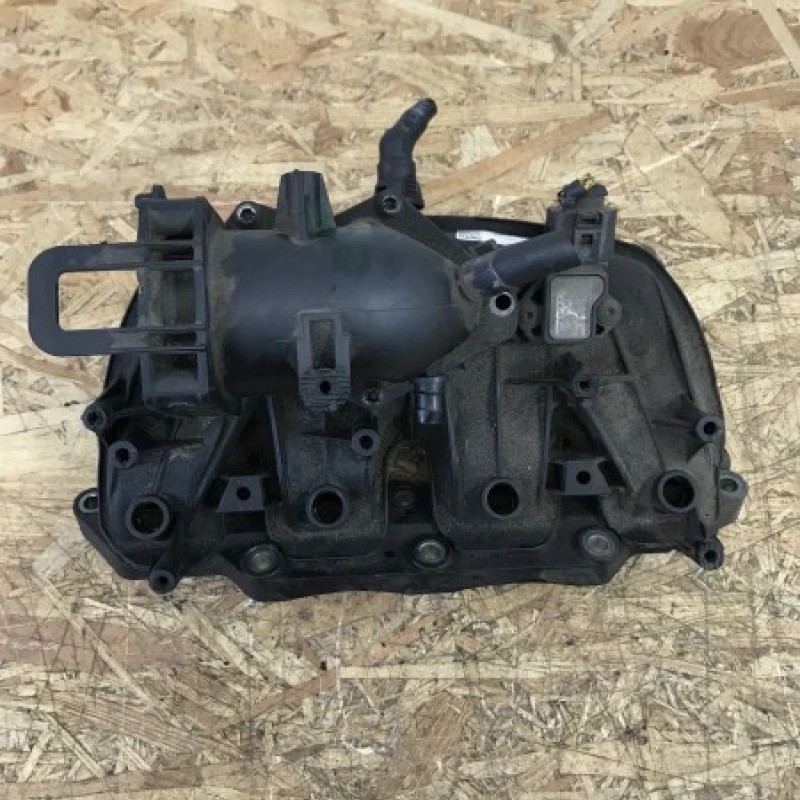 Galerie admisie / Volkswagen Passat B6 2010 / Motor, racire si evacuare