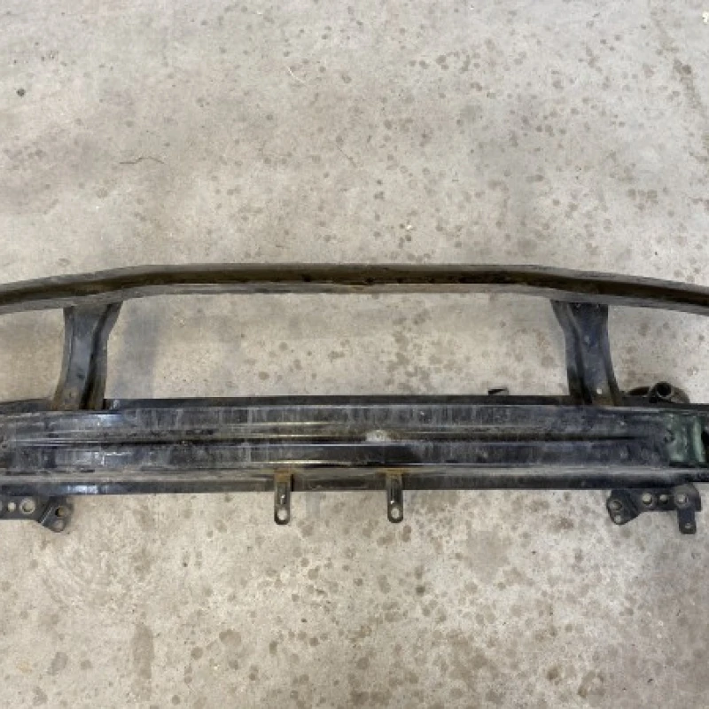 Armatura intaritura bara fata Volkswagen 