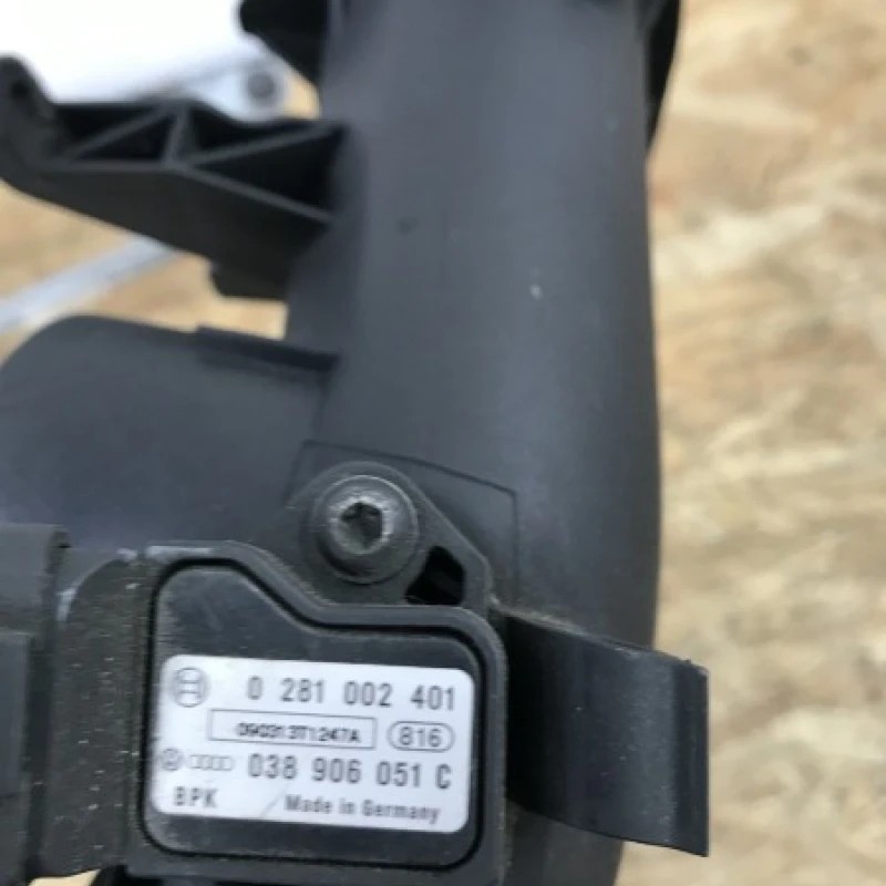 Senzor presiune gaze / Volkswagen Passat B6 2010 / Motor, racire si evacuare