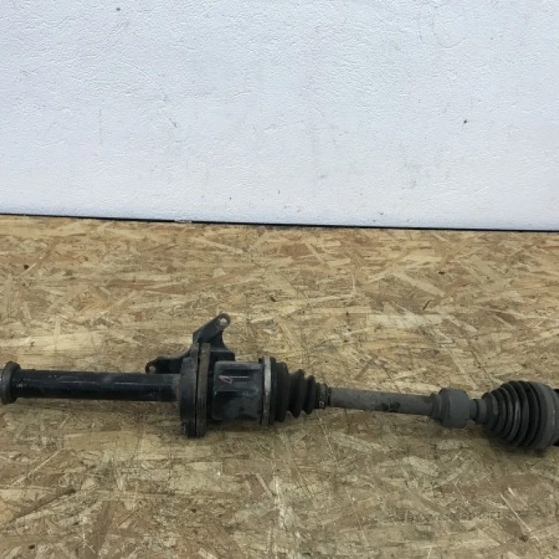 Planetara dreapta fata / Toyota Avensis T27 2010 / Directie si suspensie