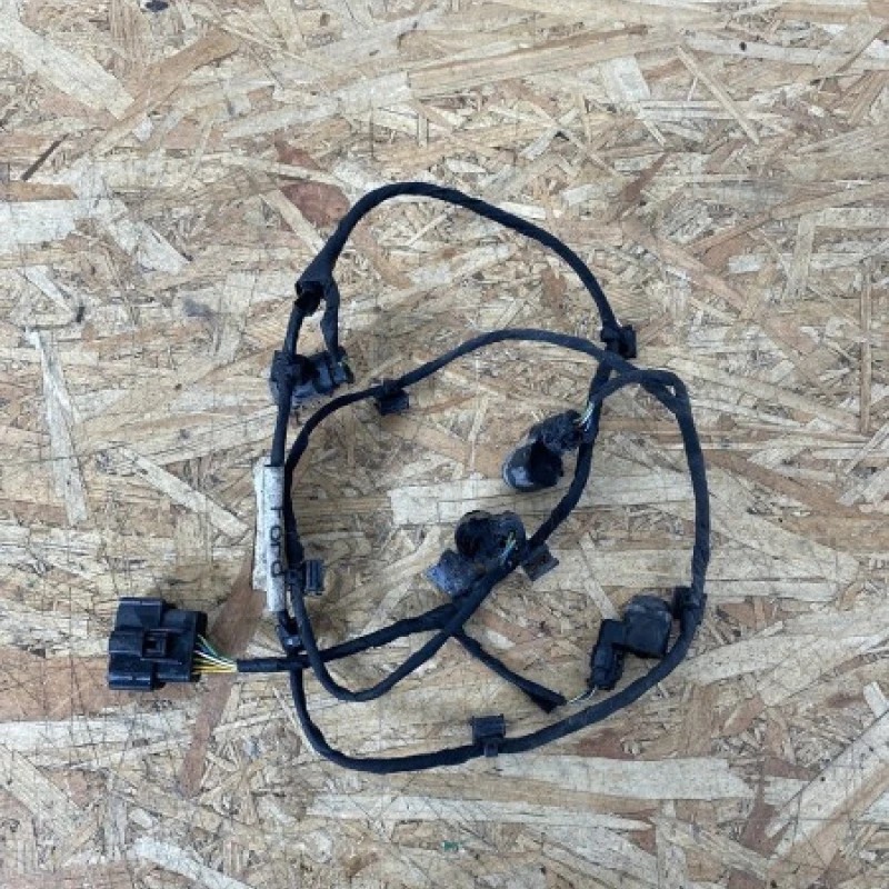 Instalatie senzori de parcare spate / Ford Mondeo MK4 2012 / Audio si electronice