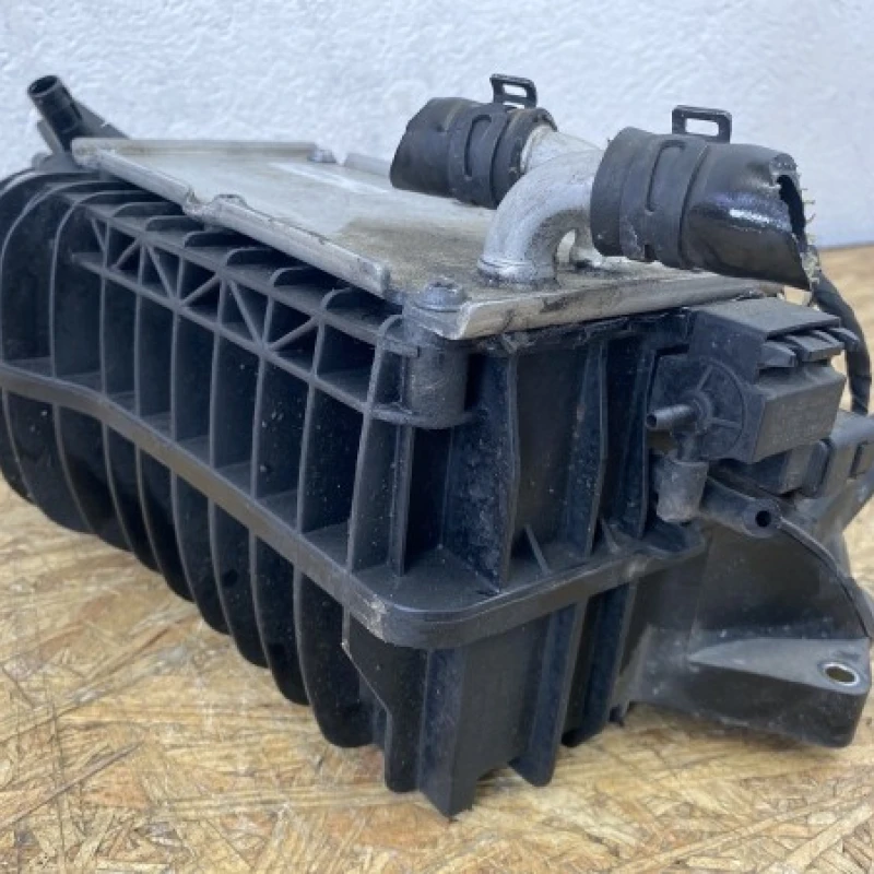 Termoflot colector / Volkswagen Polo 6R 2011 / Motor, racire si evacuare