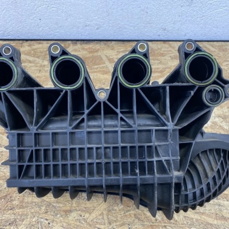 Termoflot colector / Volkswagen Polo 6R 2011 / Motor, racire si evacuare