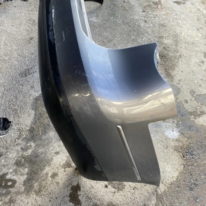 Bara spate / Volkswagen Passat B6 2008 / Caroserie, oglinzi si faruri