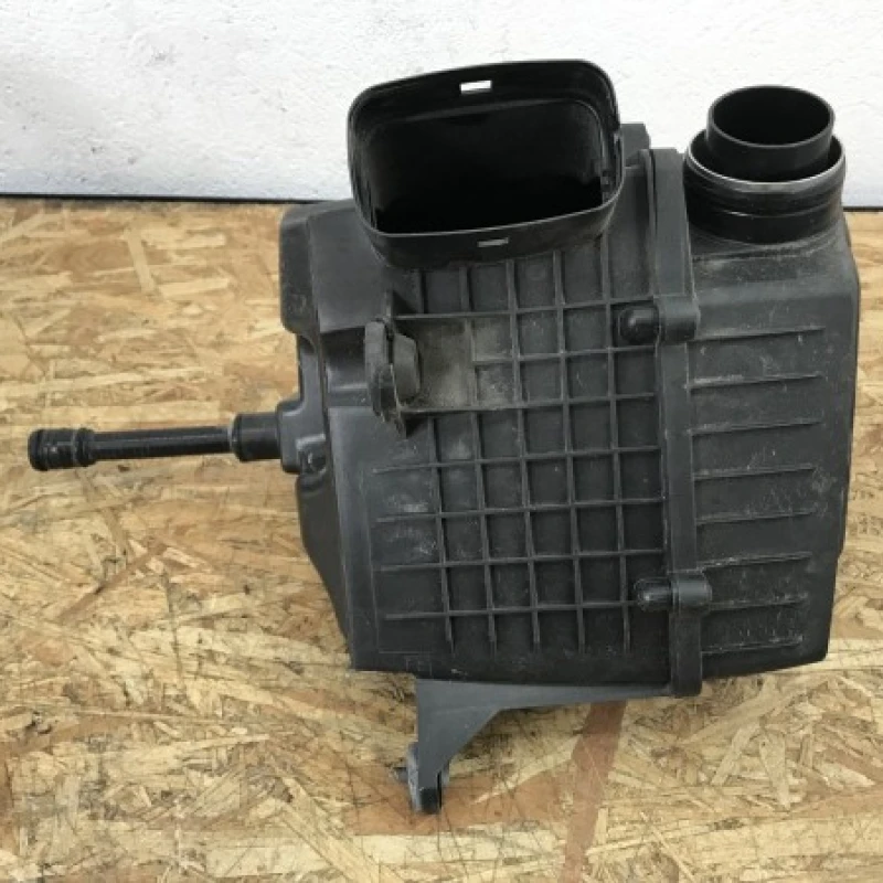 Carcasa filtru aer Volkswagen 