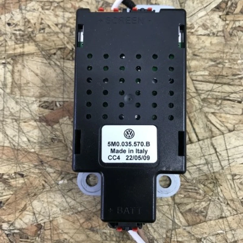 Amplificator antena Volkswagen 