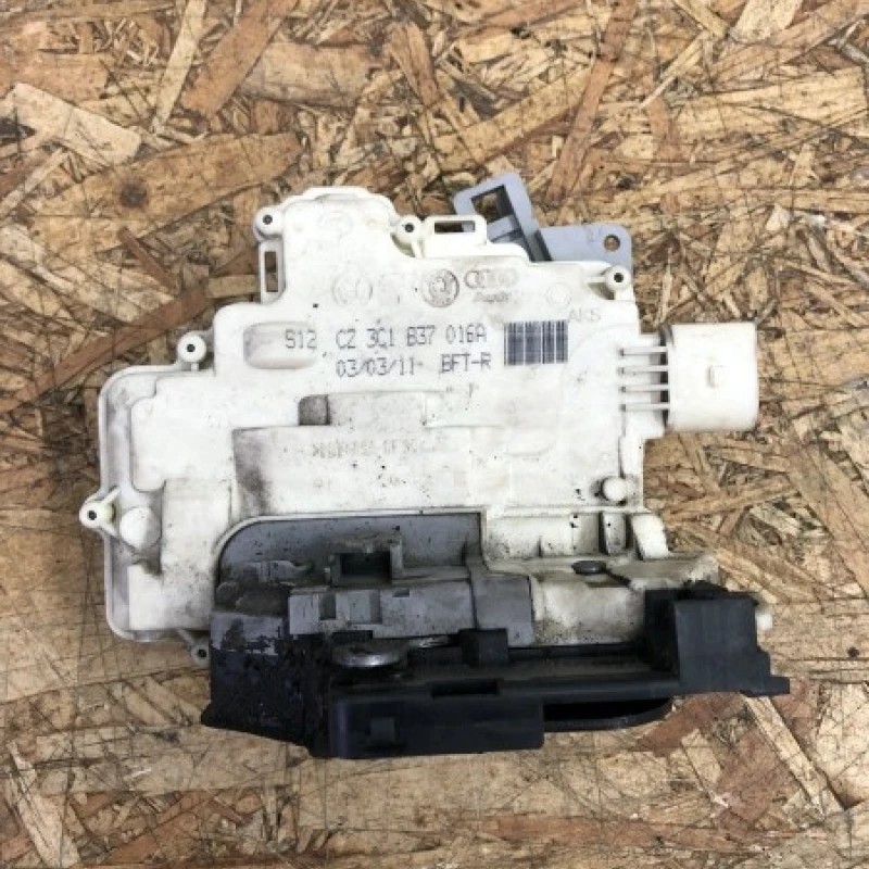 Iala broasca dreapta fata Volkswagen 
