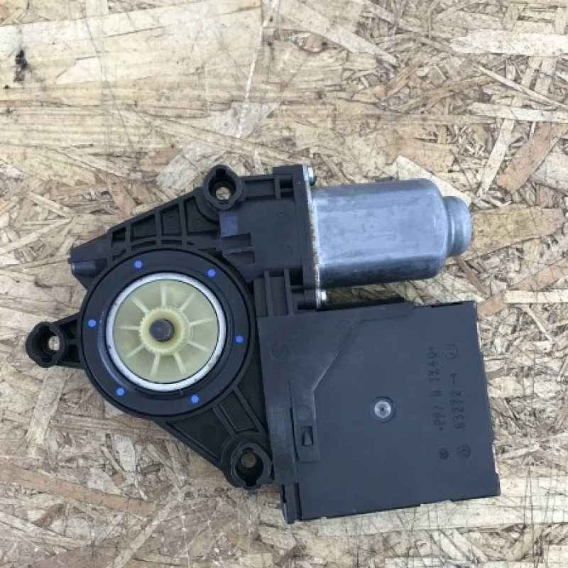 Modul confort usa stanga fata Volkswagen 
