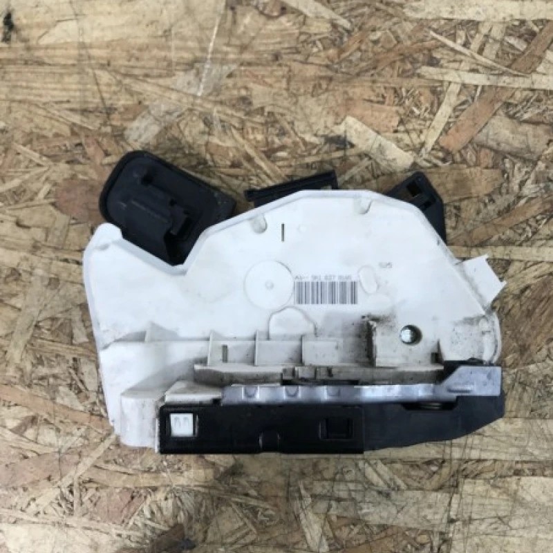 Iala broasca dreapta fata Volkswagen Golf MK6 2010