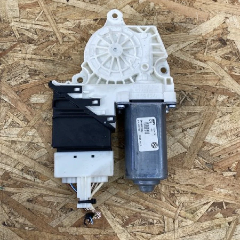 Modul confort usa dreapta spate Volkswagen 